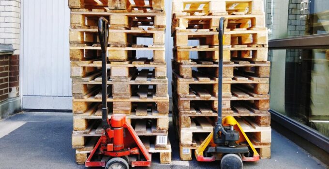 Avoid These 5 Mistakes When Buying Liquidation Pallets – Coastal Surplus Solutions