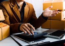 Hybrid Returns Models: Instant Liquidation Solutions for Retailers