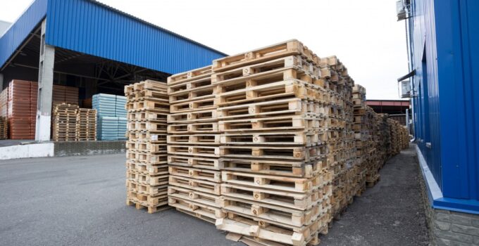 Liquidation 101 A Beginner’s Guide to Buying Surplus Pallets – Coastal Surplus Solutions