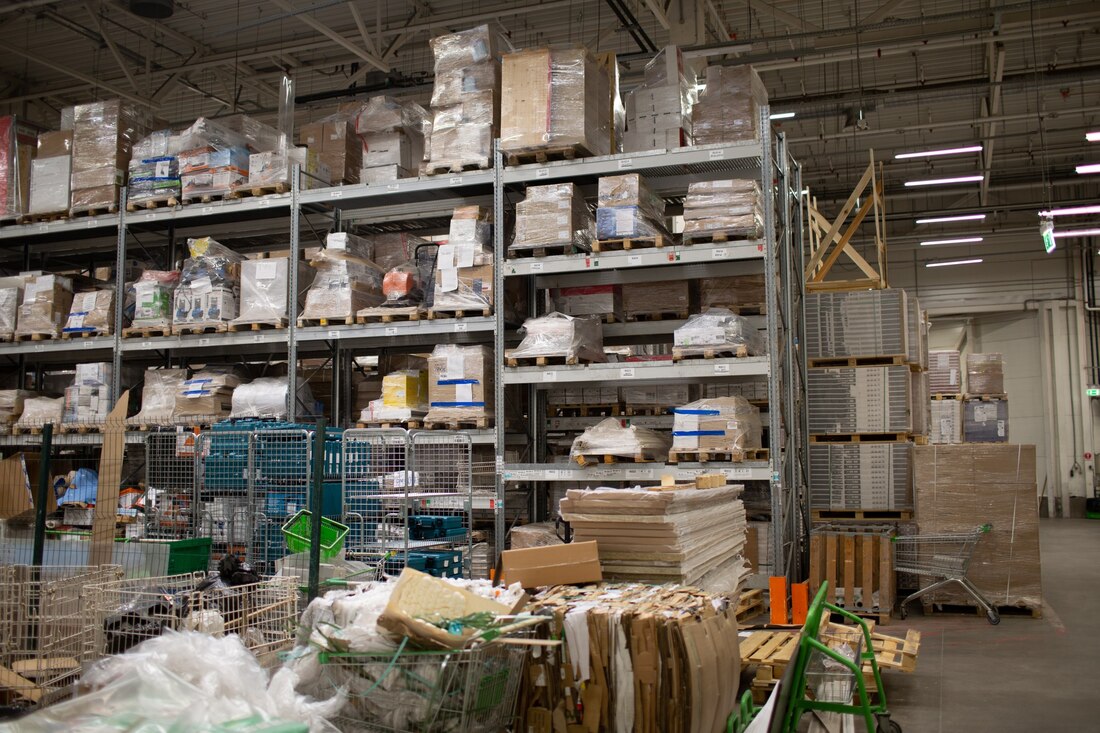 Nearshoring Liquidation Hubs A Florida Buyer’s Advantage2 – Coastal Surplus Solutions