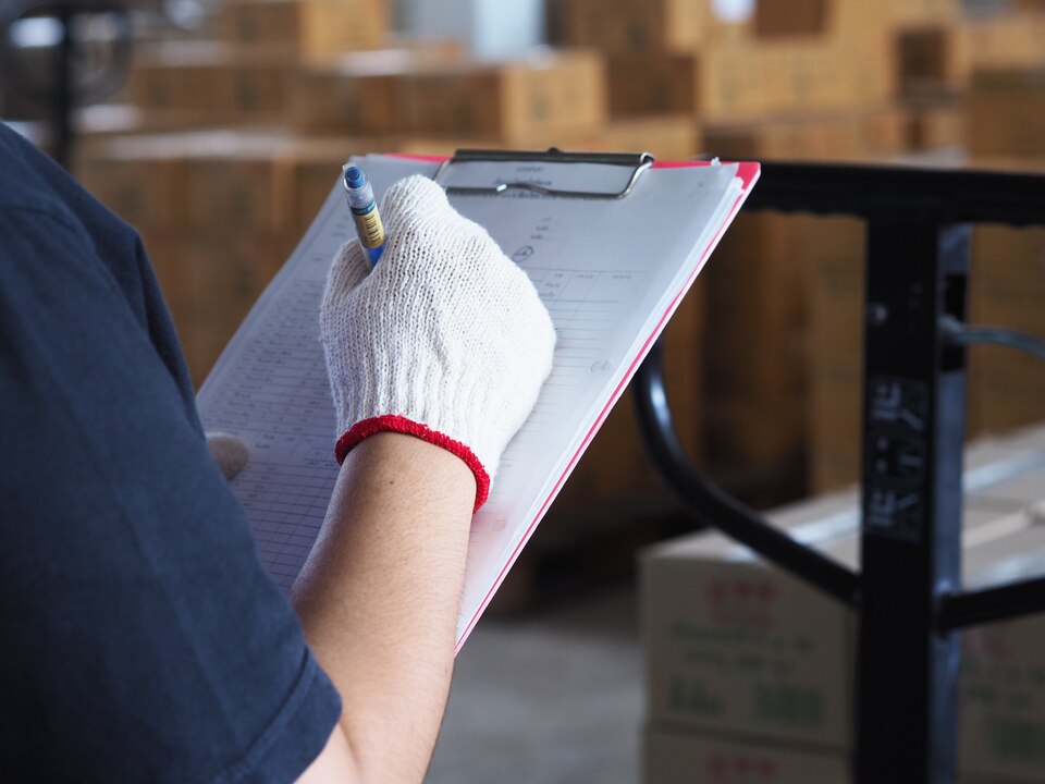 We track key performance indicators related to your inventory and orders – Coastal Surplus Solutions