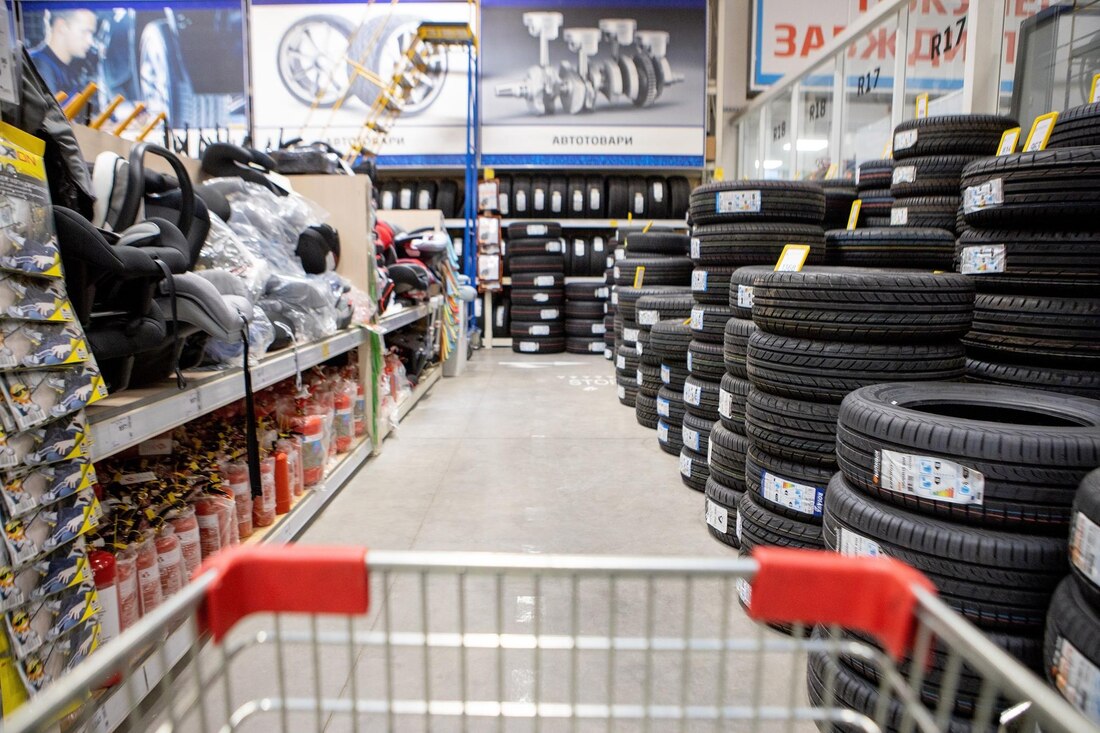 Auto Accessories Resale High-Demand Items for 2025 3- Coastal Surplus Solutions