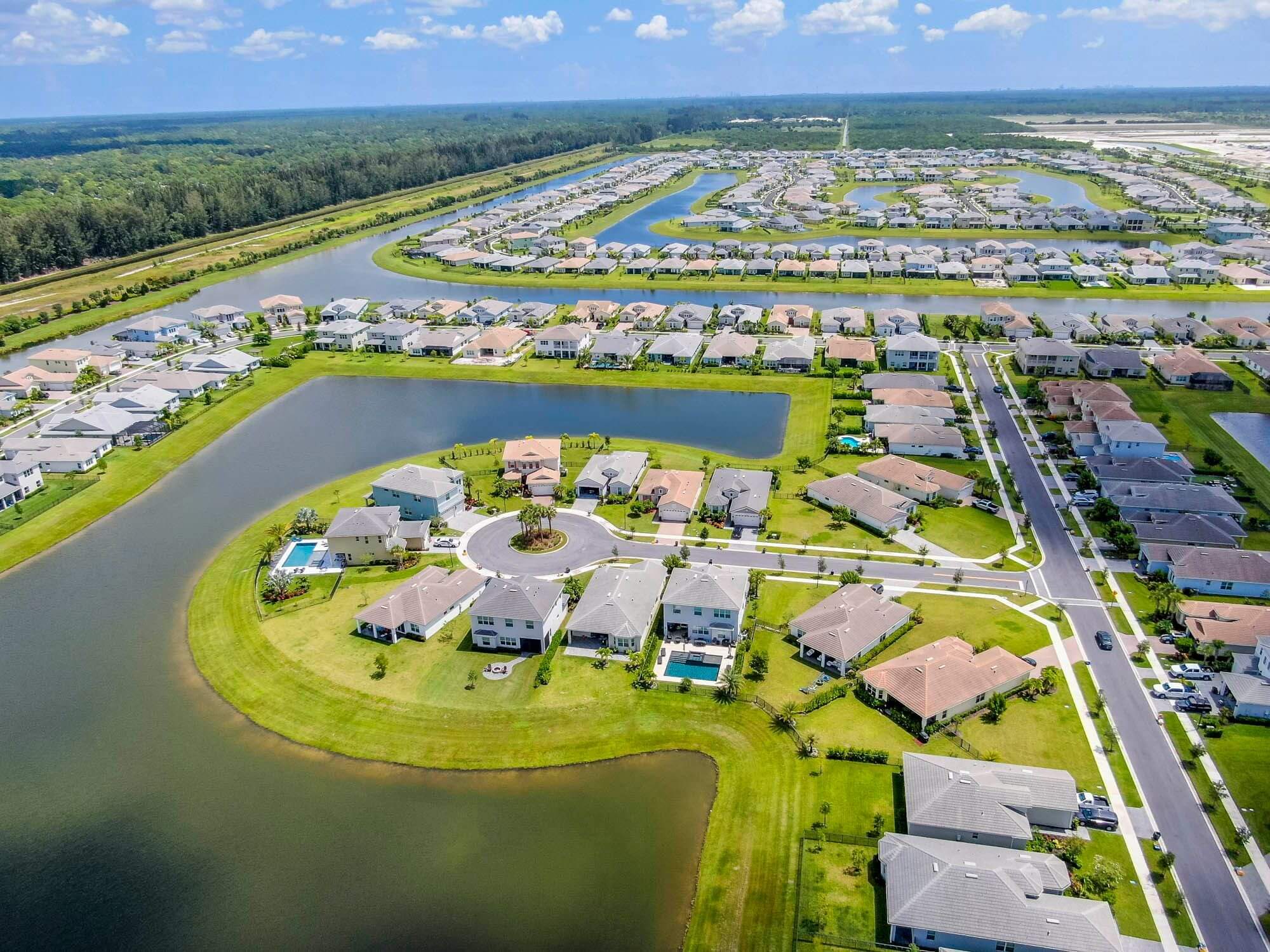 Best Surplus Distributors in Westlake, FL-Coastal Surplus Solutions