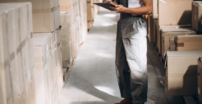 How Retailers Can Use Surplus Inventory to Compete with Amazon- Coastal Surplus Solutions