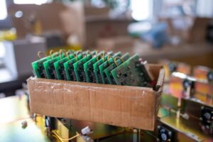 How to Flip Consumer Electronics from Surplus Pallets