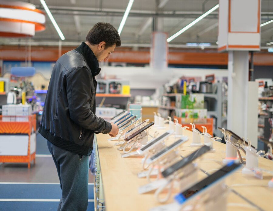 How to Spot High-Value Liquidation Deals for Resale2 – Coastal Surplus Solutions