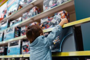 Kids’ Products Surplus: Popular Items for Flea Market Vendors