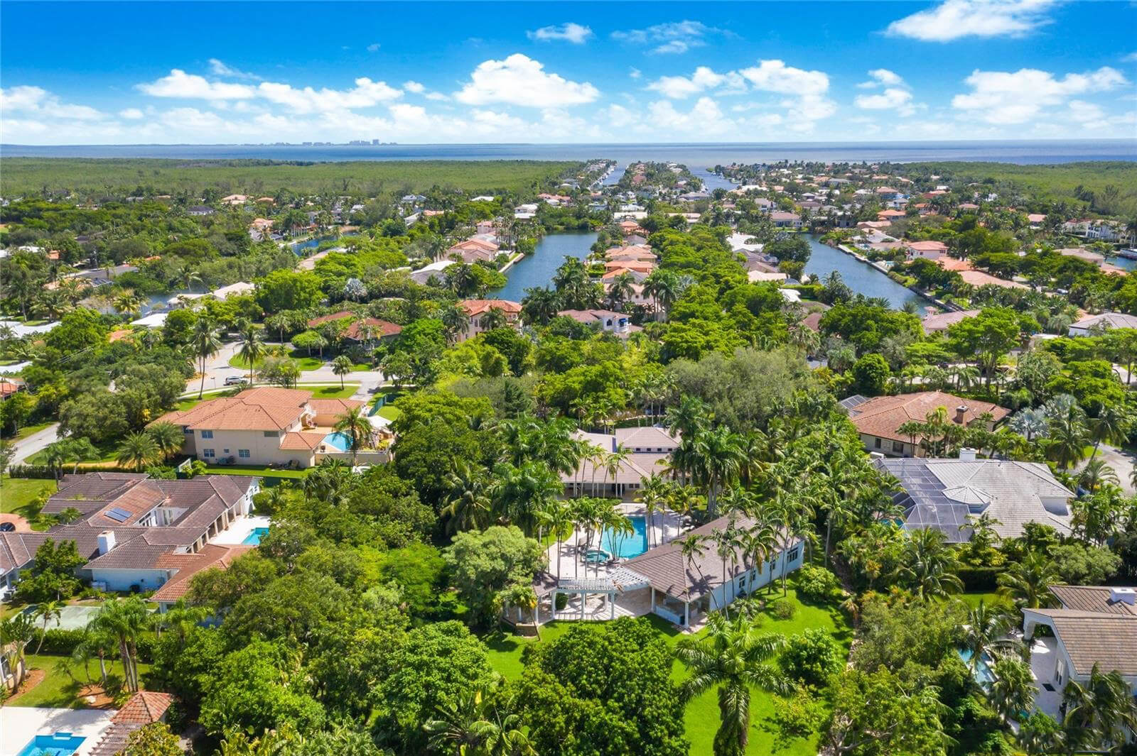 Trusted Wholesale Distributors Near Pinecrest, FL-Coastal Surplus Solutions