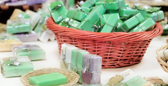 Candle Liquidation Lots Yankee, Bath & Body Works Surplus Inventory– Coastal Surplus Solutions