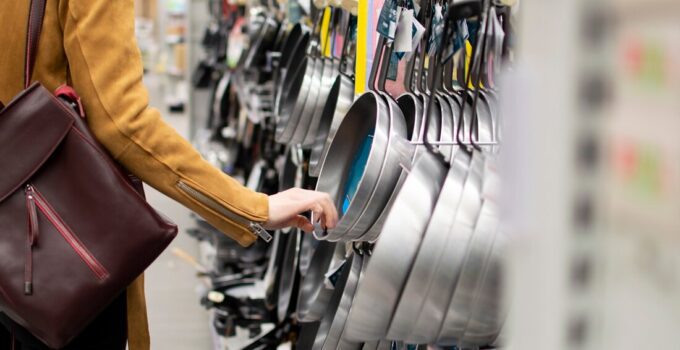 Cookware Liquidation Pallets All-Clad, Calphalon & Kitchen Surplus Lots– Coastal Surplus Solutions