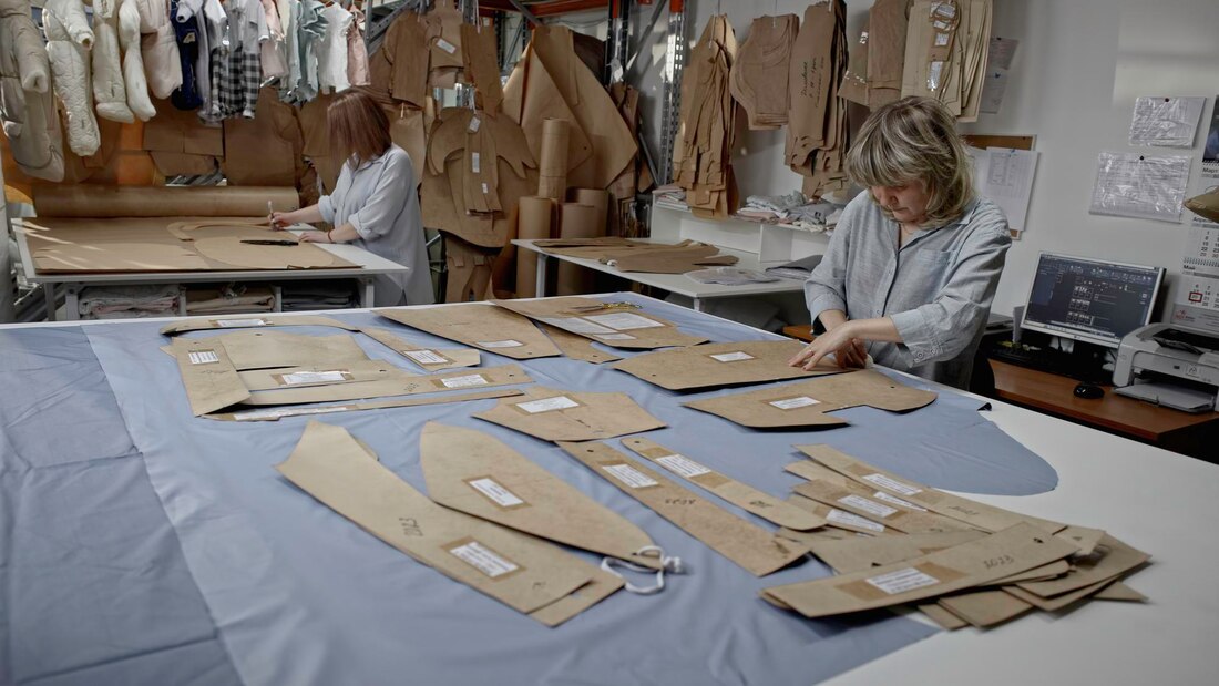 How to Source Designer Apparel Liquidation Pallets 2025 Wholesale Buying Guide 2– Coastal Surplus Solutions