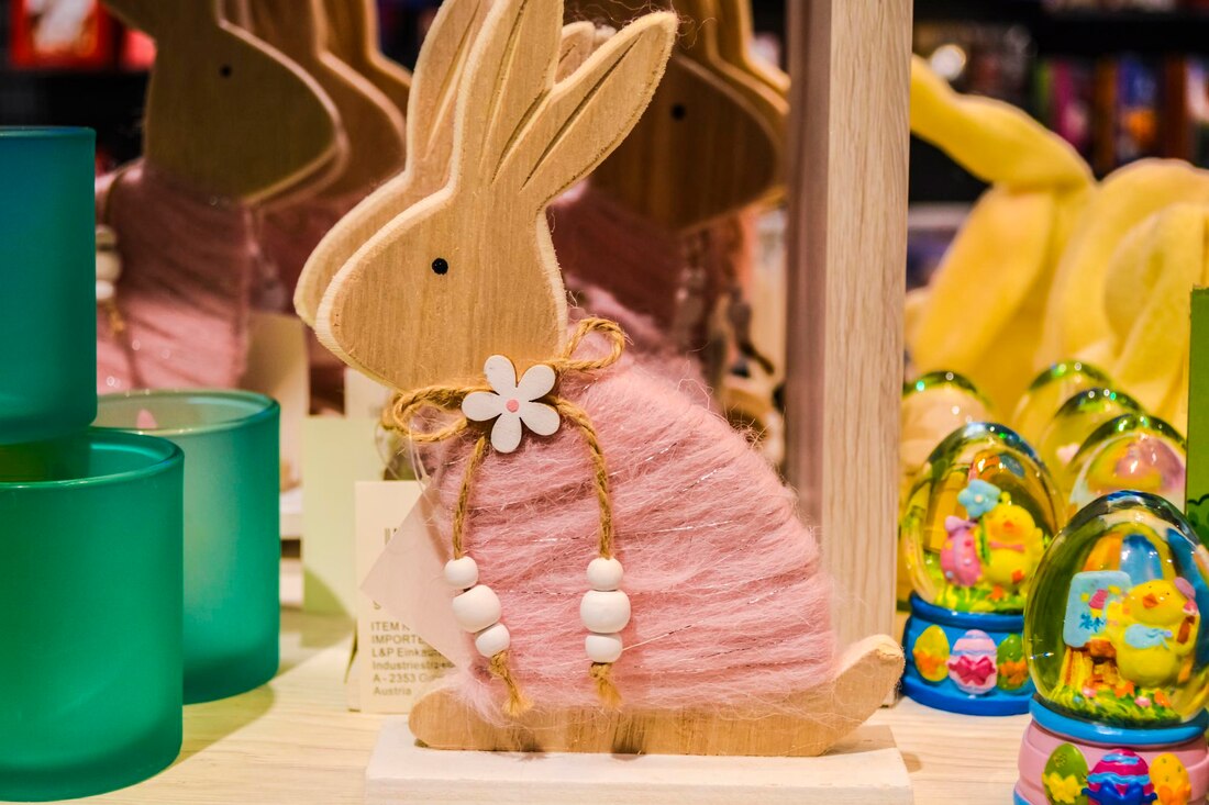 Seasonal Merchandise Liquidation Summer, Winter & Holiday Surplus Deals 2– Coastal Surplus Solutions