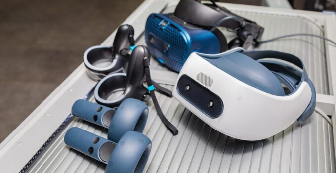 VR Liquidation Lots Oculus, PlayStation VR & Gaming Headset Surplus– Coastal Surplus Solutions